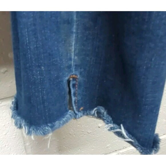 Time And Tru Women's Sz10 Blue Distressed Frayed High Rise Five Pocket Jeans - Picture 3 of 8